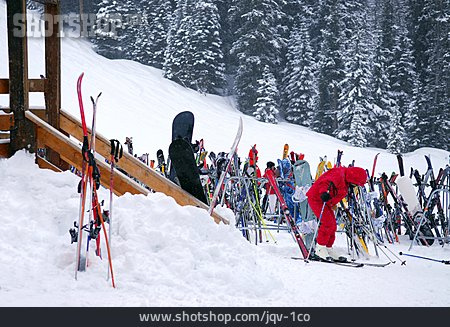 
                Wintersport, Skihütte, Wintersportgebiet                   