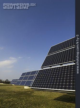 
                Solarenergie, Photovoltaik, Solaranlage                   