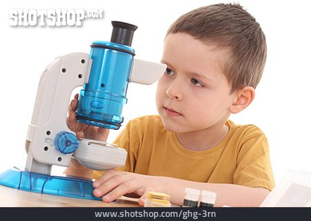 
                Junge, Kind, Bildung, Mikroskopieren, Kindermikroskop                   