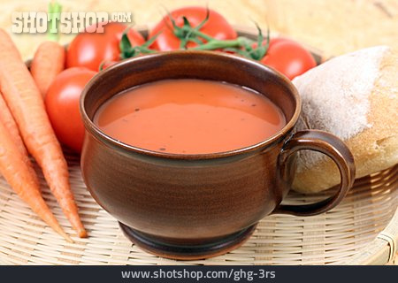 
                Tomatensuppe                   