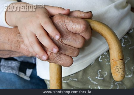 
                Seniorin, Pflege & Fürsorge, Generation, Gebrechlich                   