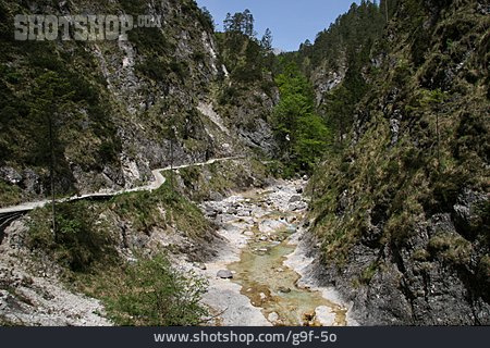 
                Flussbett, Berchtesgadener Alpen, Almbach, Almbachklamm                   