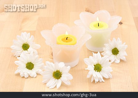 
                Wellness & Relax, Blüte, Kerzen                   