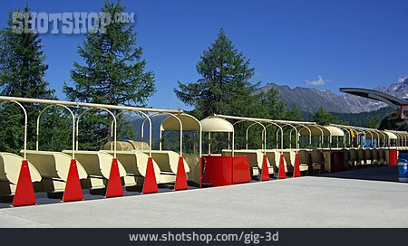 
                Schweiz, Bergbahn, Gebirgsbahn                   