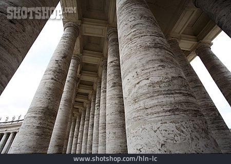 
                Säulen, Petersplatz, Kolonnade                   