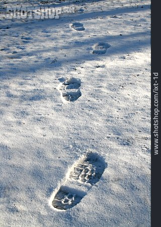 
                Schneespur, Fußabdruck                   