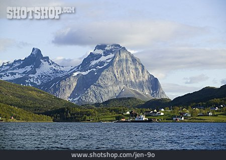 
                Berg, Norwegen, Fjord                   