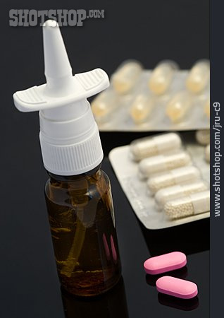 
                Medikament, Tablette, Nasenspray                   