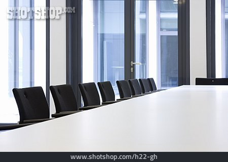 
                Büro & Office, Stühle, Konferenztisch                   