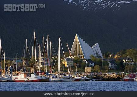
                Hafen, Tromsø, Eismeerkathedrale                   