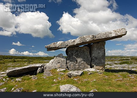 
                Dolmen, Karstlandschaft, Poulnabrone-dolmen                   