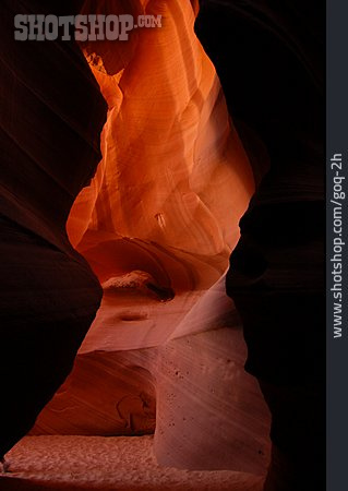 
                Farben & Formen, Steinformation, Antelope Canyon                   