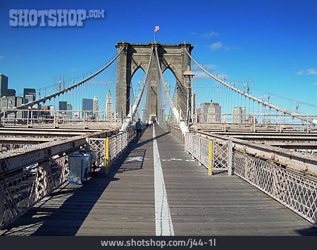 
                Brooklyn Bridge, New York City                   