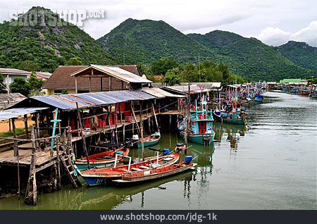 
                Hafen, Fischerboot, Khao Sam Roi Yot, Bang Pu                   