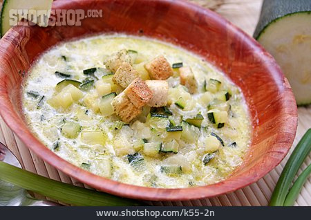 
                Suppe, Zucchinisuppe                   