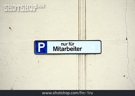 
                Parkplatz, Mitarbeiter                   