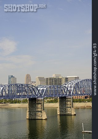 
                Stadtansicht, Brücke, Ohio River, Cincinnati                   