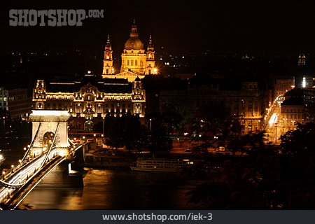 
                Nacht, Stadtansicht, Budapest                   