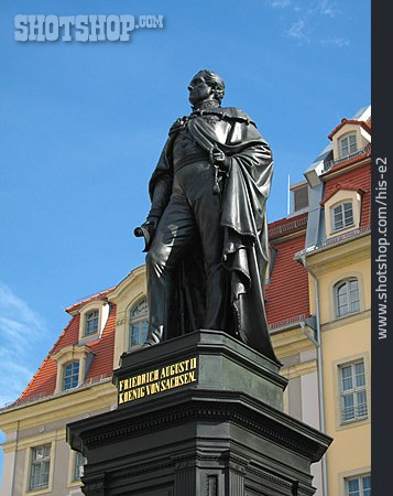 
                Statue, Dresden, Friedrich August Iii.                   