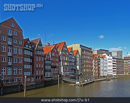 
                Hamburg, Nikolaifleet                   