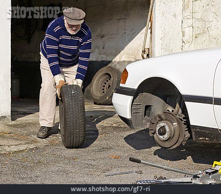 
                Reparieren, Autoreifen, Reifenwechsel, Bremsscheibe                   