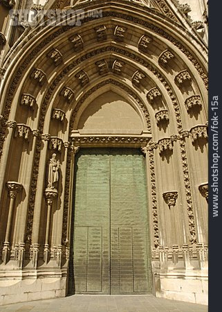 
                Eingang, Sevilla, Santa María De La Sede                   