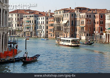 
                Tourismus, Venedig, Canal Grande                   