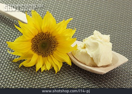 
                Butter, Margarine, Sonnenblumenmargarine                   