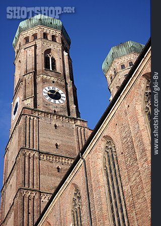 
                Frauenkirche, Kirchturmuhr                   