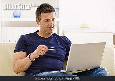 
                Mann, Laptop, Online-shopping                   