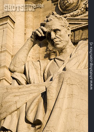 
                Statue, Philosoph, Salvio Giuliano                   