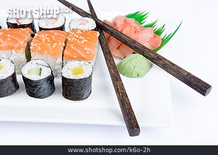 
                Asiatische Küche, Sushi, Sushiplatte                   