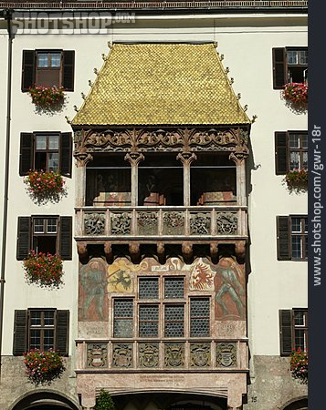 
                Innsbruck, Erker, Goldenes Dachl                   