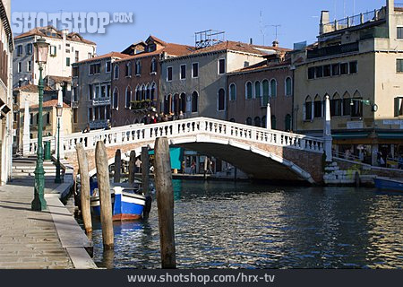 
                Kanal, Fußgängerbrücke, Venedig                   