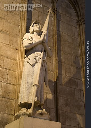 
                Statue, Jeanne D’arc                   