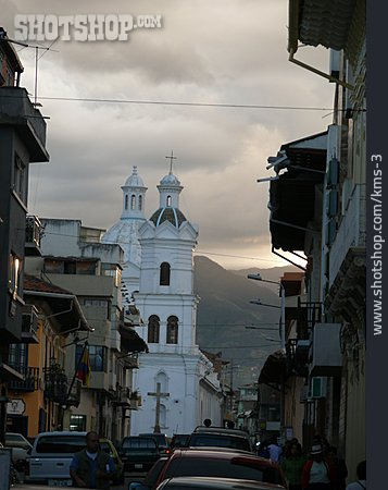 
                Stadtansicht, Kirche, Quito                   