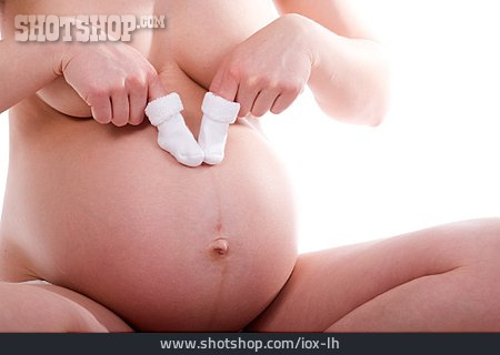 
                Schwangerschaft, Schwangere, Babysocken                   