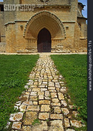 
                Historisches Bauwerk, Kirchenportal, Grijalba                   