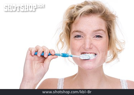 
                Zähne Putzen, Zahnpflege, Mundhygiene                   