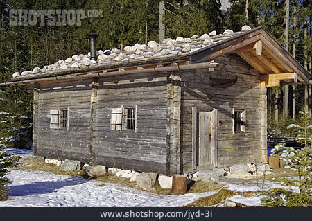 
                Holzhütte                   