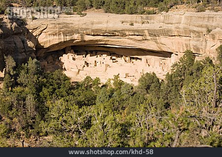 
                Felsbehausung, Mesa Verde Nationalpark, Cliff Palace                   