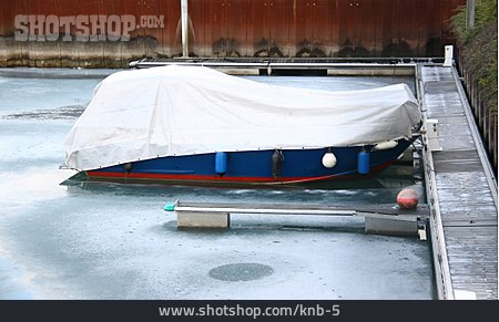 
                Boot, Eingefroren, Winterpause                   