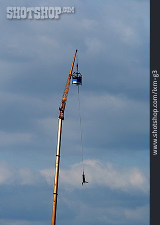 
                Action & Abenteuer, Bungee-jumping                   
