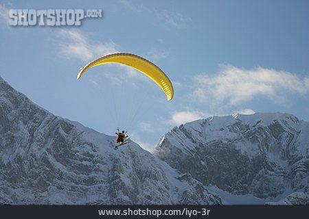 
                Paragliding, Hangglider                   