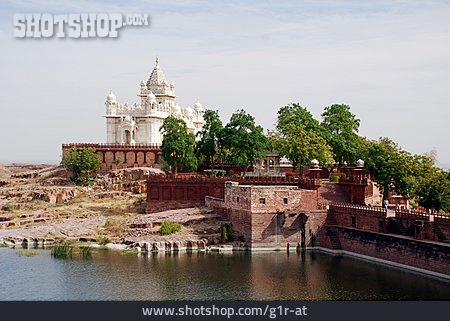 
                Mausoleum, Rajasthan, Jaswant Thada                   