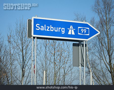 
                Autobahn, Wegweiser, Salzburg, A 99                   