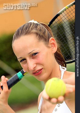 
                Aufschlag, Tennisspielerin                   
