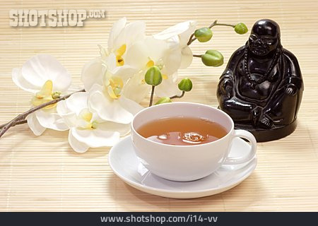 
                Grüner Tee, Teetasse, Buddhafigur                   