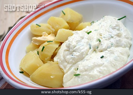 
                Kartoffel, Kräuterquark, Schnittlauchquark                   
