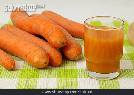 
                Karottensaft, Gemüsesaft, Möhre                   